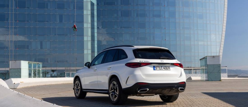 2023-AS24-mercedes_GLC-hybride
