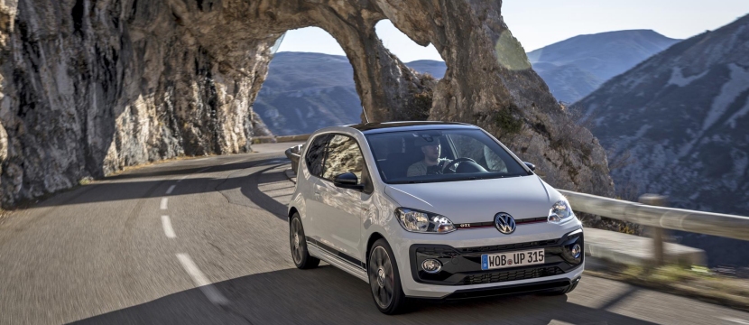 2023-vw_up_gti_2023
