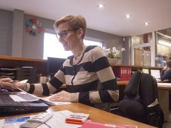 Nous ouvriers au travail ...